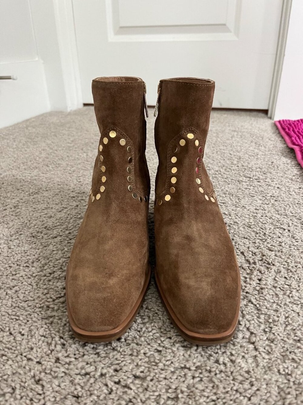 Aquatalia Ronalda Weatherproof Suede‎ Studded Ankle Boots Size 7 - Picture 2 of 7